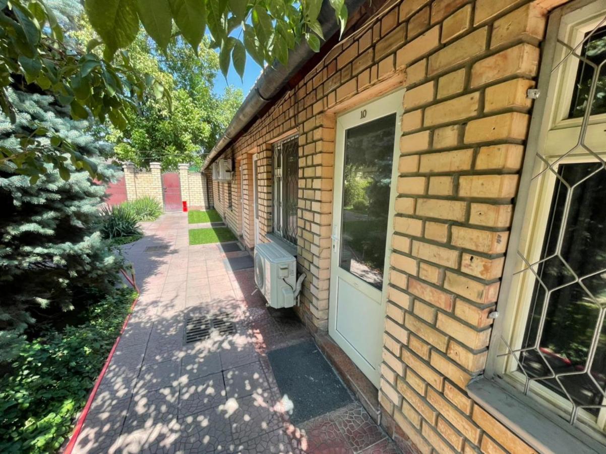 Гостевой Дом Шумкар Азия Guest House Shumkar Asia Bishkek Esterno foto