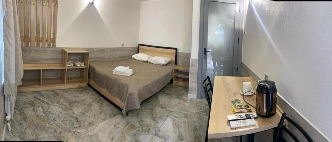 Гостевой Дом Шумкар Азия Guest House Shumkar Asia Bishkek Esterno foto