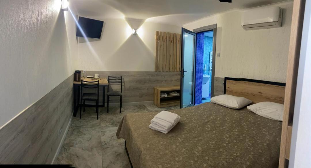 Гостевой Дом Шумкар Азия Guest House Shumkar Asia Bishkek Esterno foto
