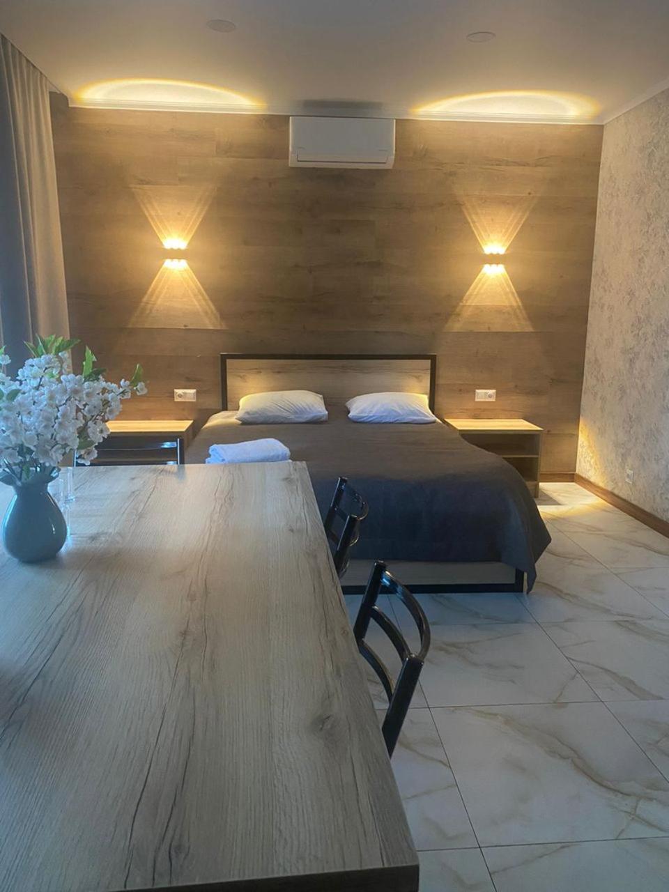 Гостевой Дом Шумкар Азия Guest House Shumkar Asia Bishkek Esterno foto