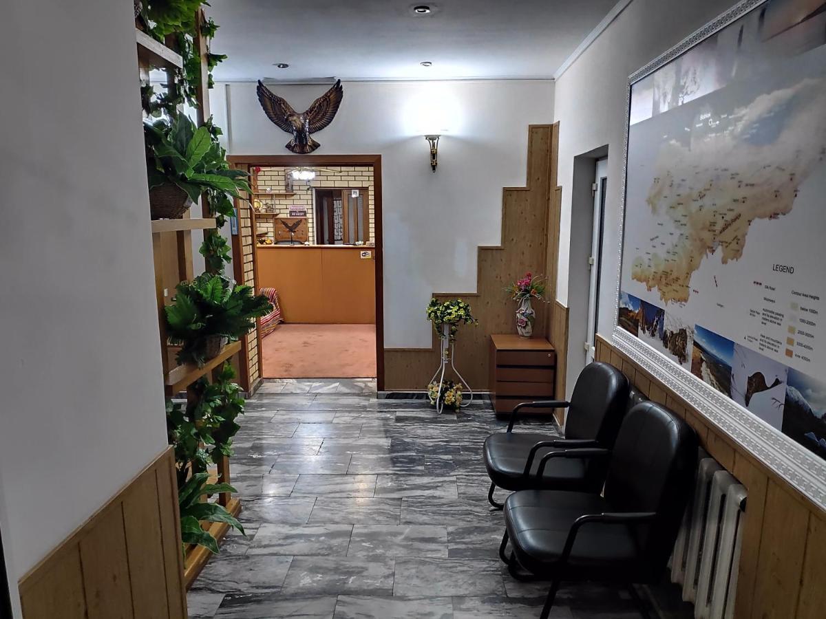 Гостевой Дом Шумкар Азия Guest House Shumkar Asia Bishkek Esterno foto