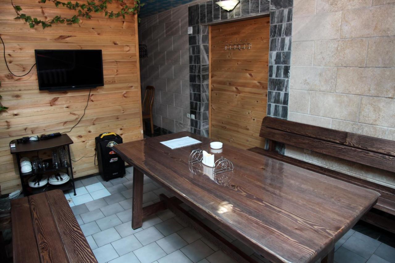 Гостевой Дом Шумкар Азия Guest House Shumkar Asia Bishkek Esterno foto